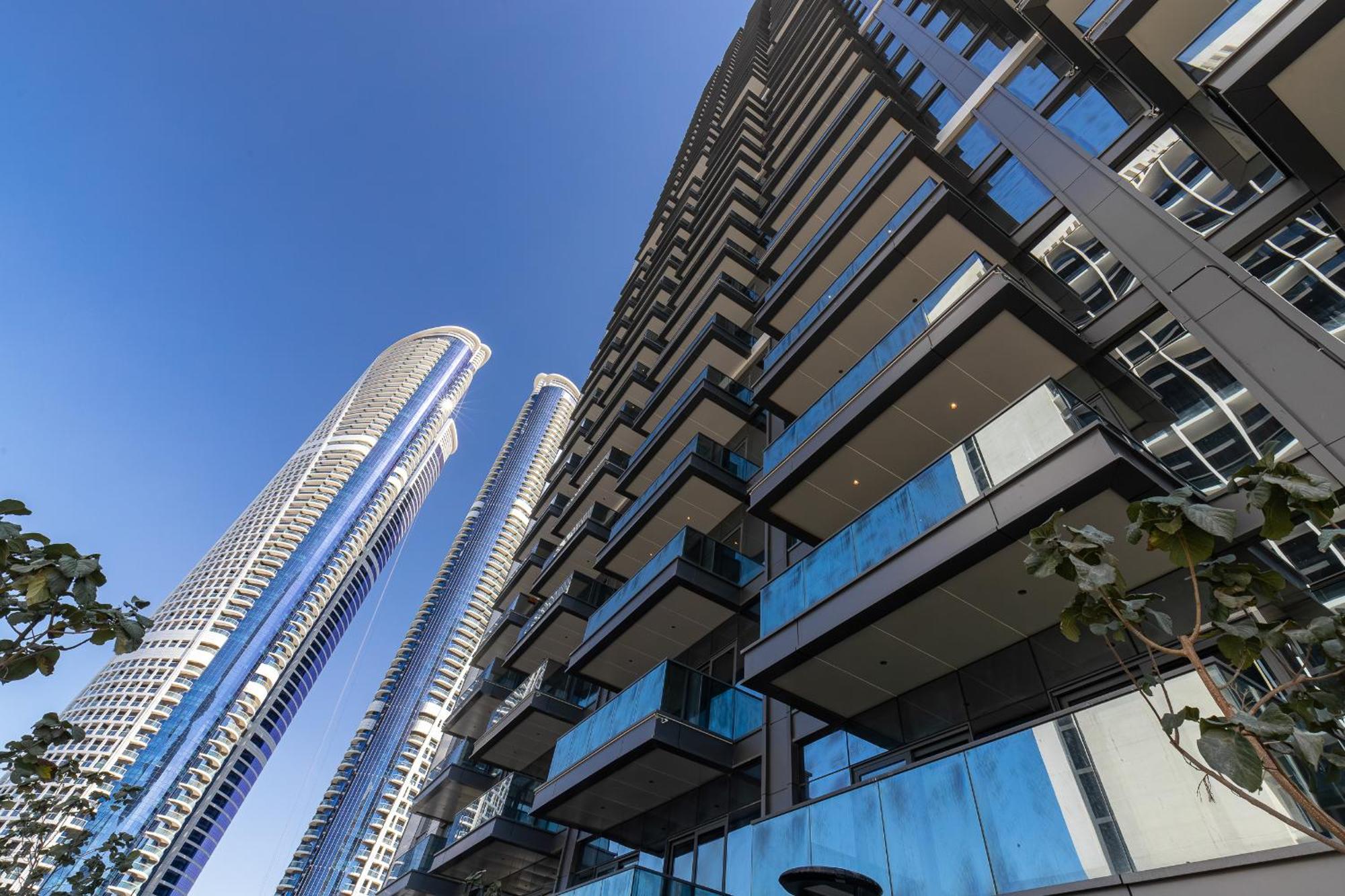 Apartemen Simply Comfort At Nobles Tower Luxury Burj View