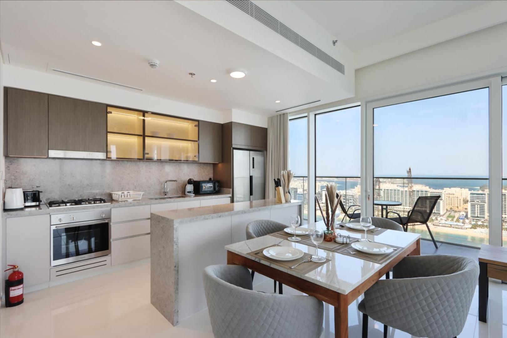 Livbnb-2br Iconic Living In Grand Bleu Dubaï