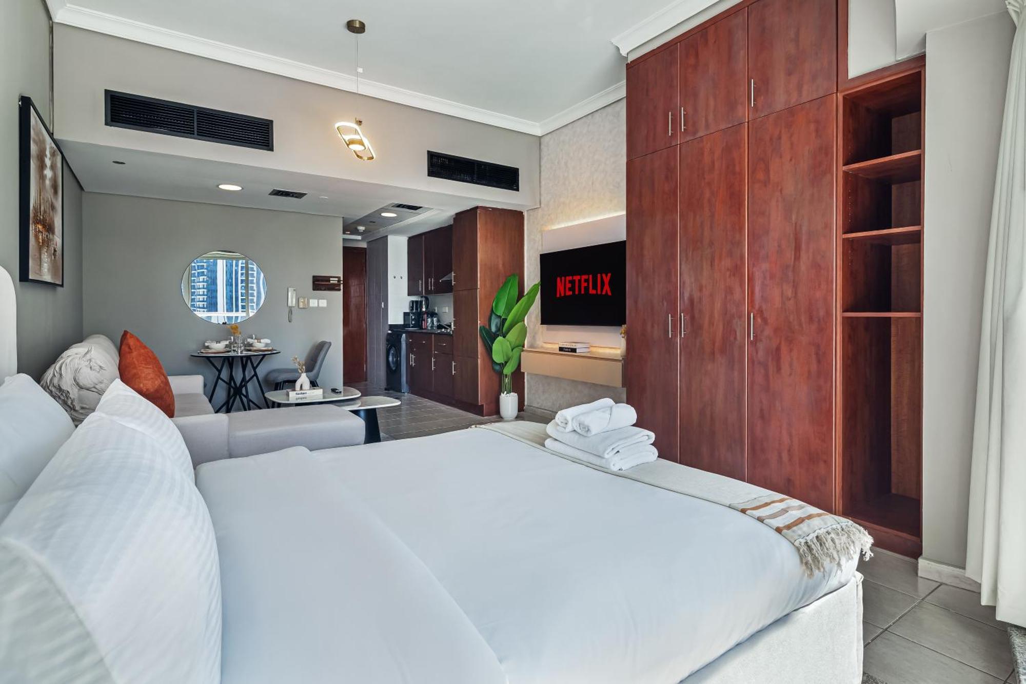 Brand New Furnished Terrace Jlt Appartement