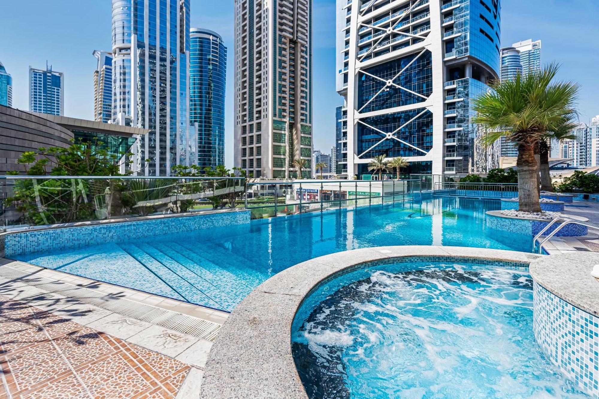 Brand New Furnished Terrace Jlt Appartement Dubaï