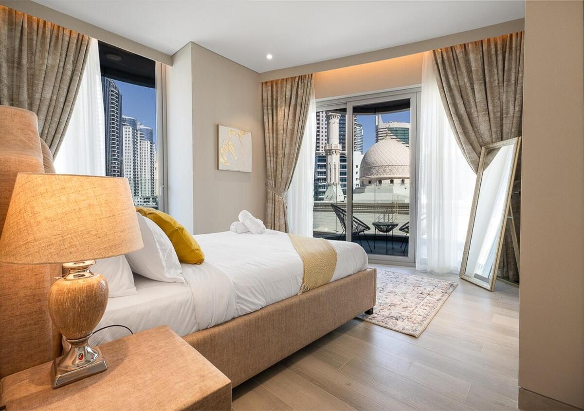 Luxury Full Marina View 1 Bedroom Hall & Infinity Pool On Marina Walk *