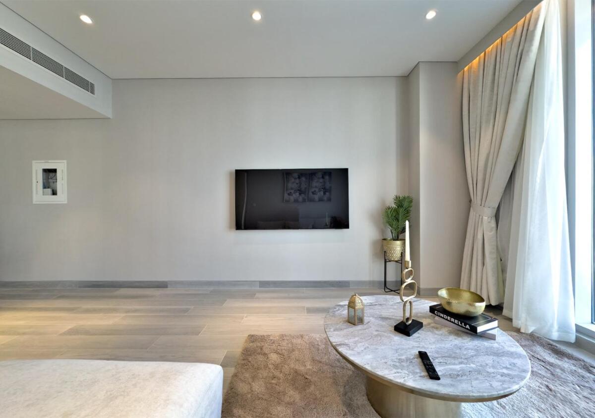 Luxury Full Marina View 1 Bedroom Hall & Infinity Pool On Marina Walk Dubaï