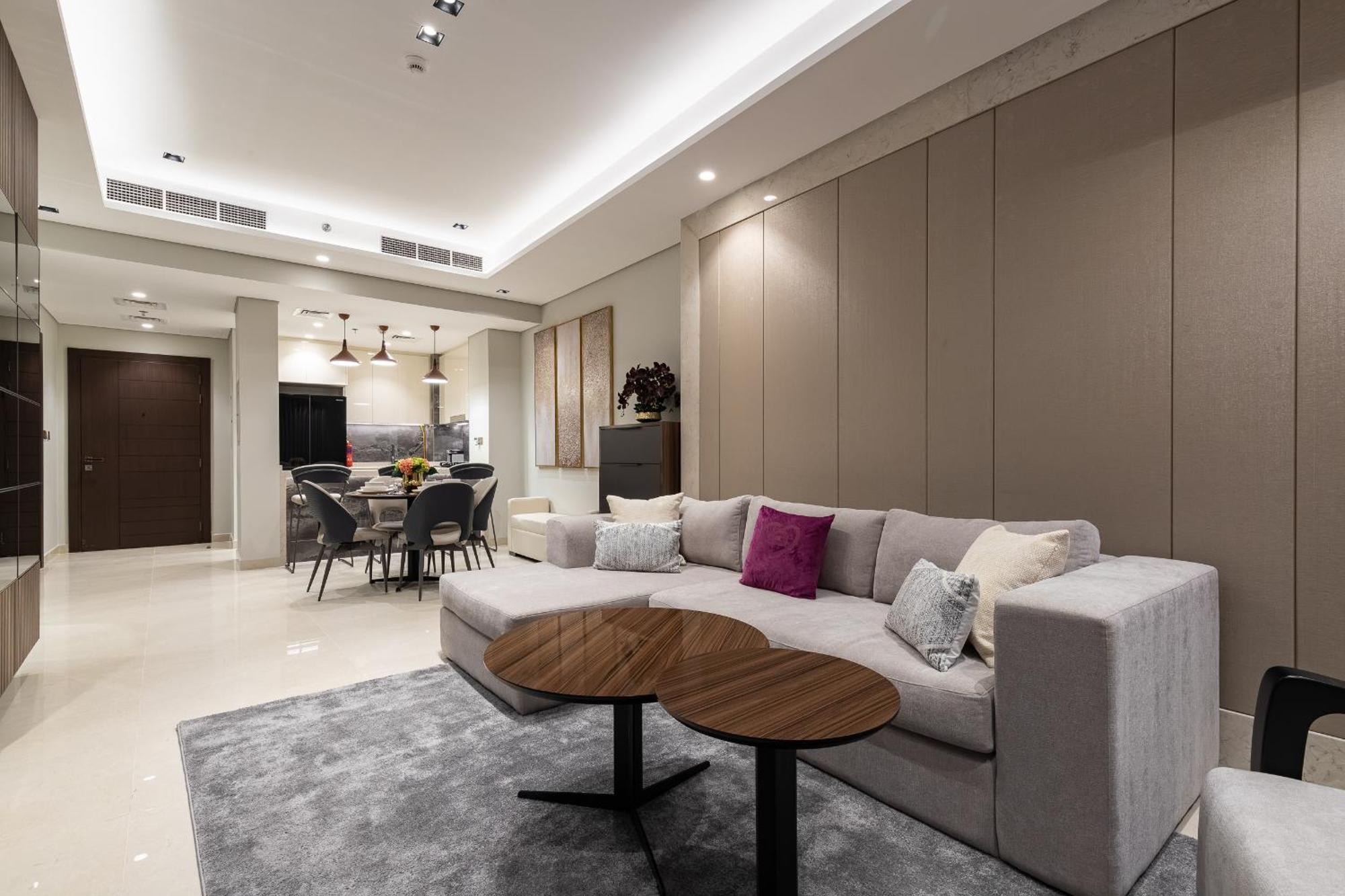 Simply Comfort At Nobles Tower Luxury Burj View Apartemen *
