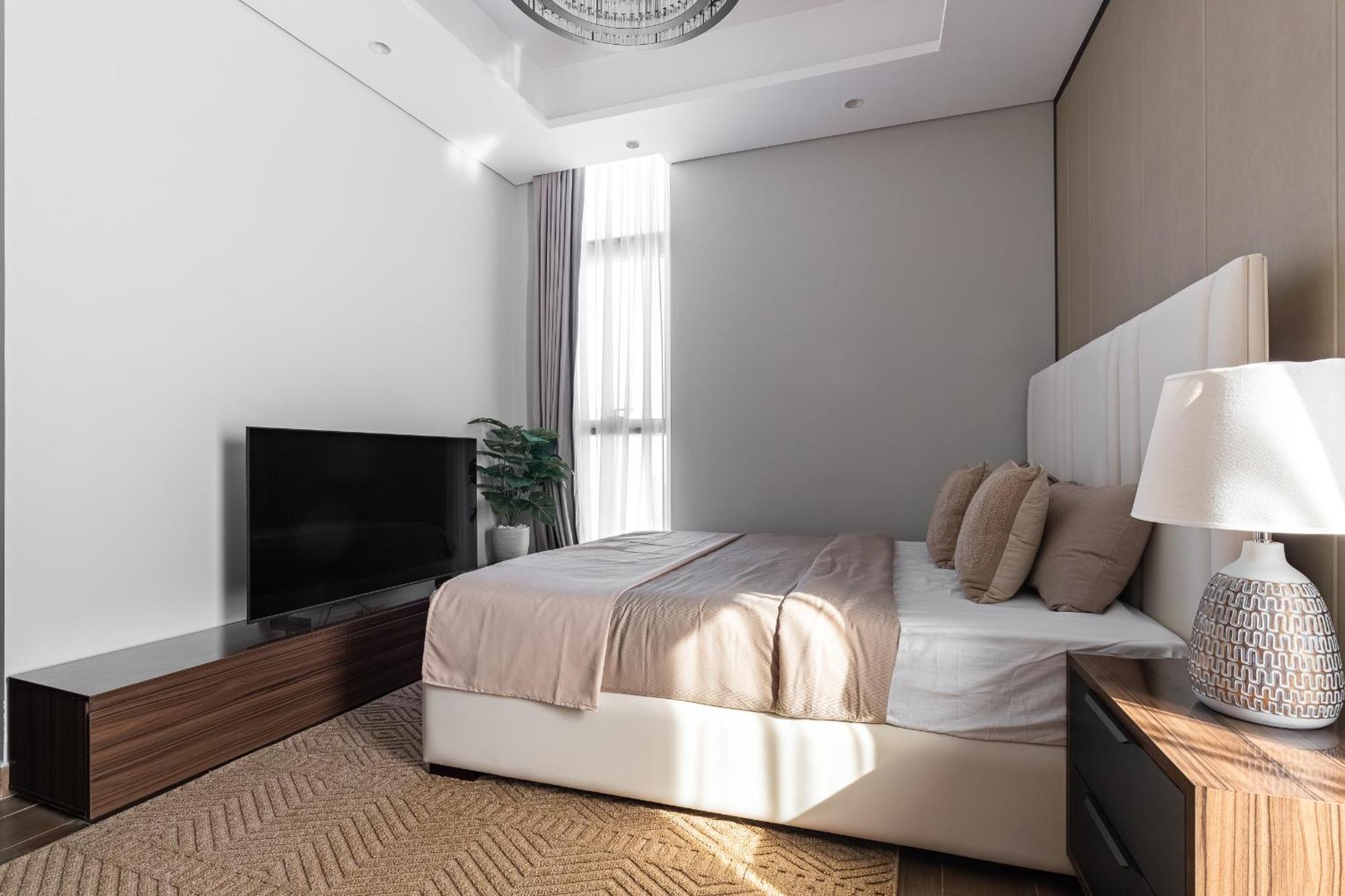 Simply Comfort At Nobles Tower Luxury Burj View Apartemen *