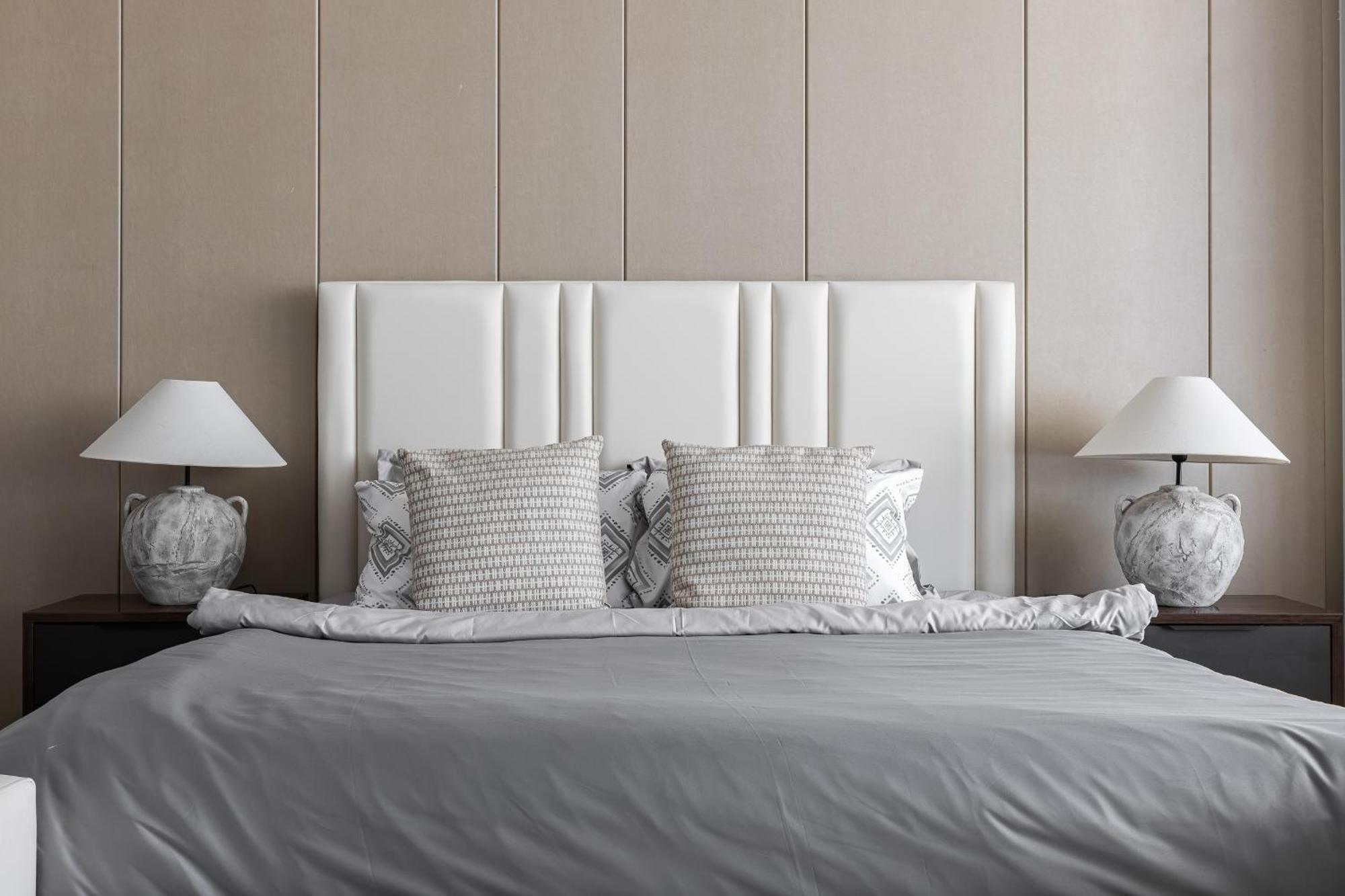 Apartemen Simply Comfort At Nobles Tower Luxury Burj View