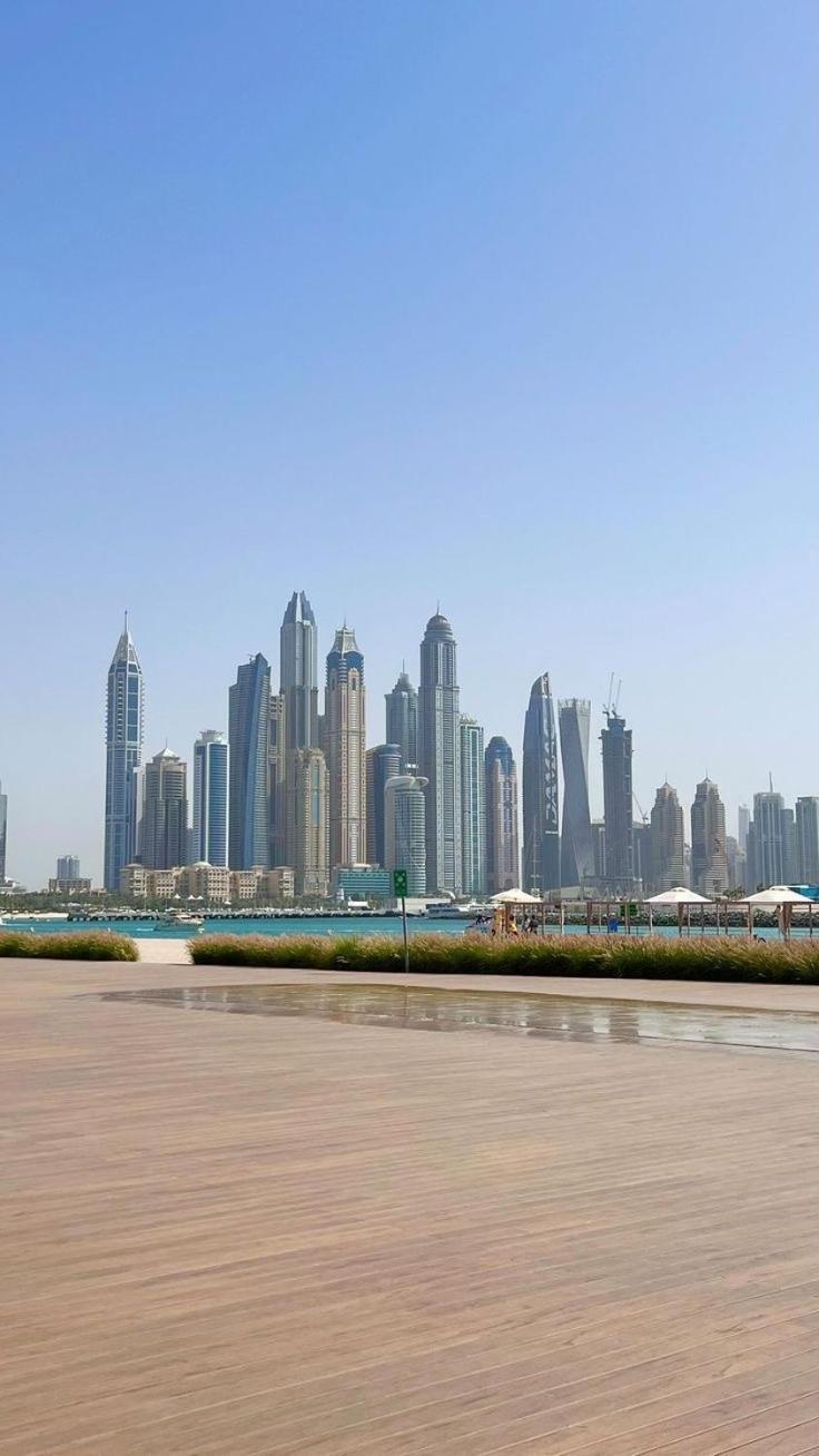 Seafront Escape Infinity Pool & Private Appartement *
