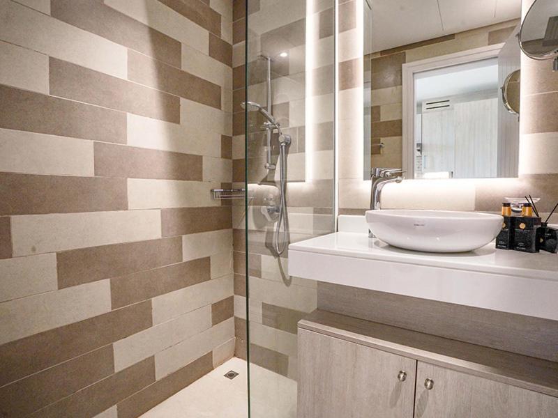 Appartement Seafront Escape Infinity Pool & Private *