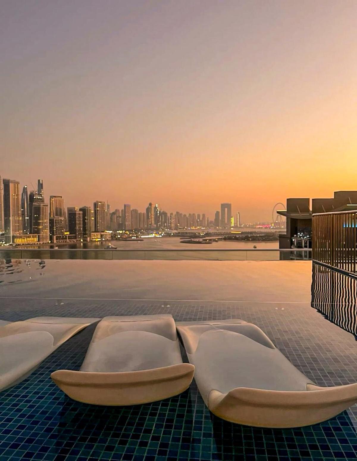 Seafront Escape Infinity Pool & Private * Dubaï