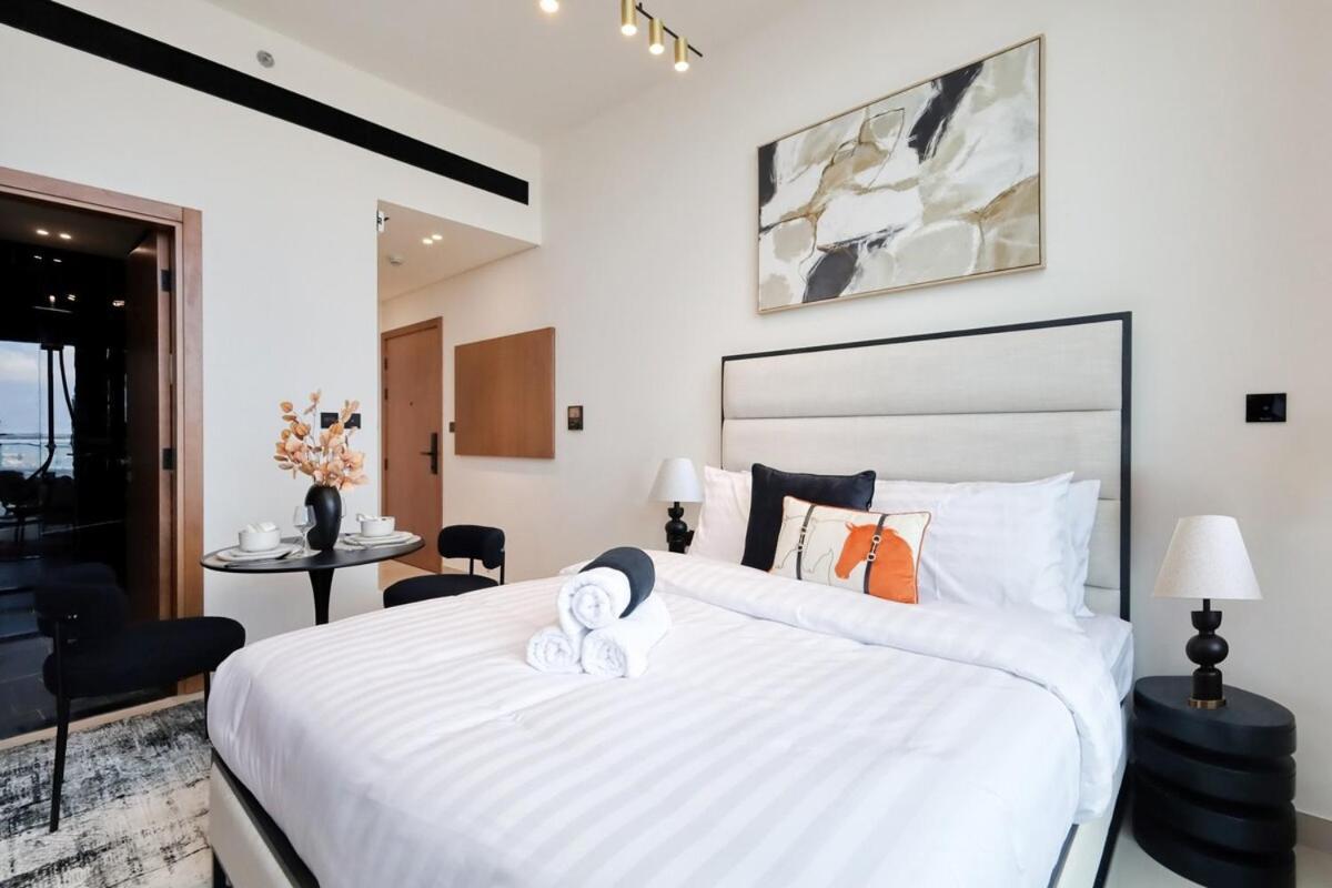 Stunning In Binghatti House Appartement Dubaï