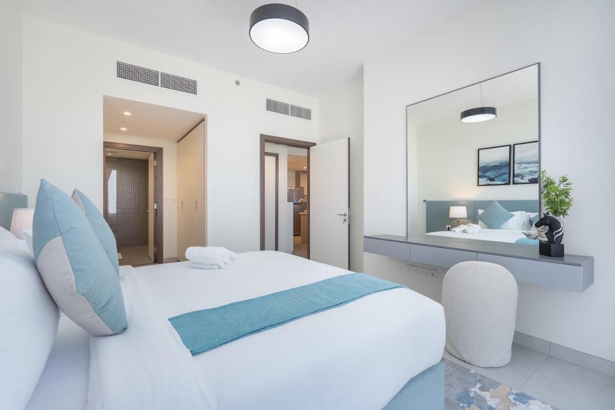 Vogue Al Wasl 1 East 17th Floor With Balcony View Of Zabeel Park And Frame, Walkable To Metro, Near Sheikh Zayed Road & World Trade Centre Apartamento Dubái
