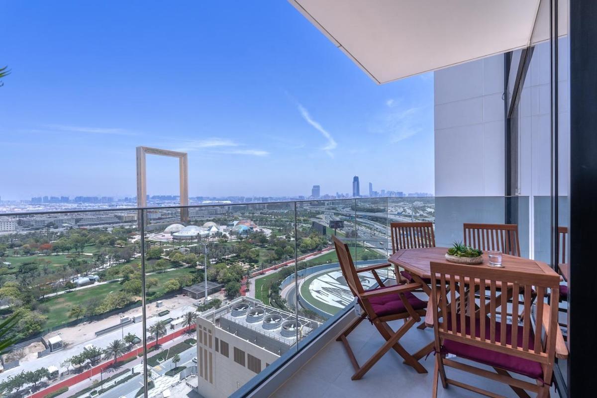 Vogue Al Wasl 1 East 17th Floor With Balcony View Of Zabeel Park And Frame, Walkable To Metro, Near Sheikh Zayed Road & World Trade Centre Apartamento