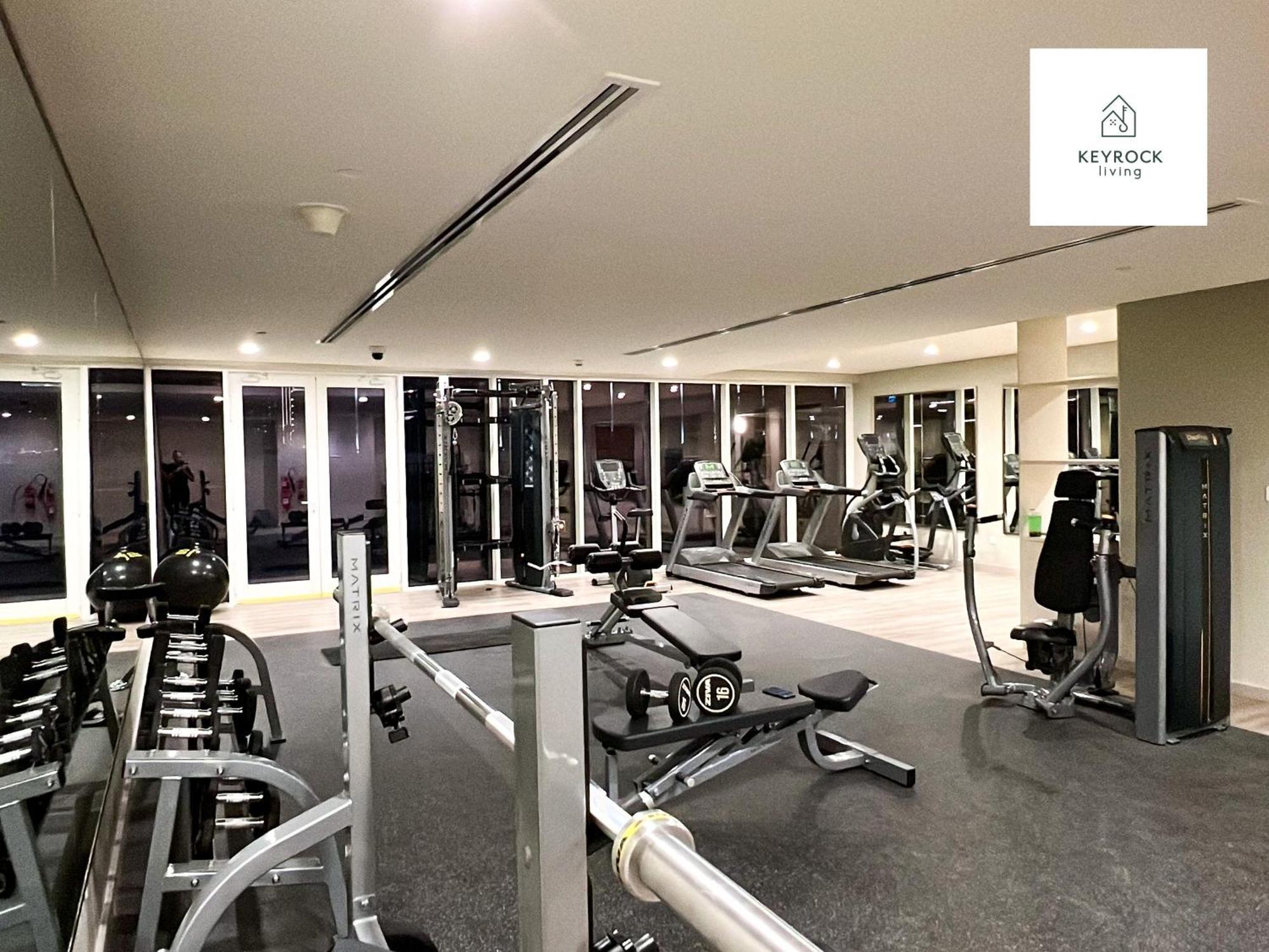 Apartament Keyrock Living - 1br Luxury With View At Reva