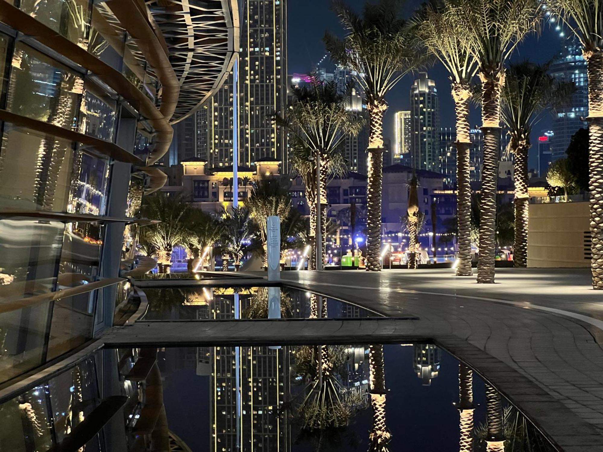 Downtown Luxury - Stunning Burj Khalifa & Sea View - 5 Minutes Walk To Mall Appartement