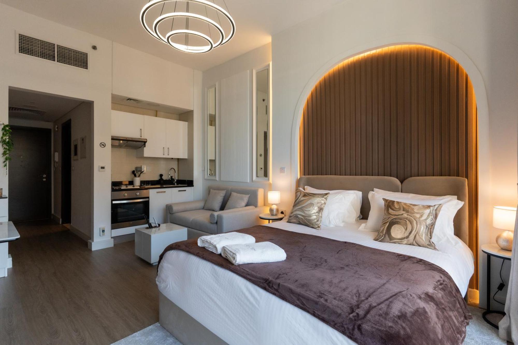 Dubaiashome - Luxury Special Apartment