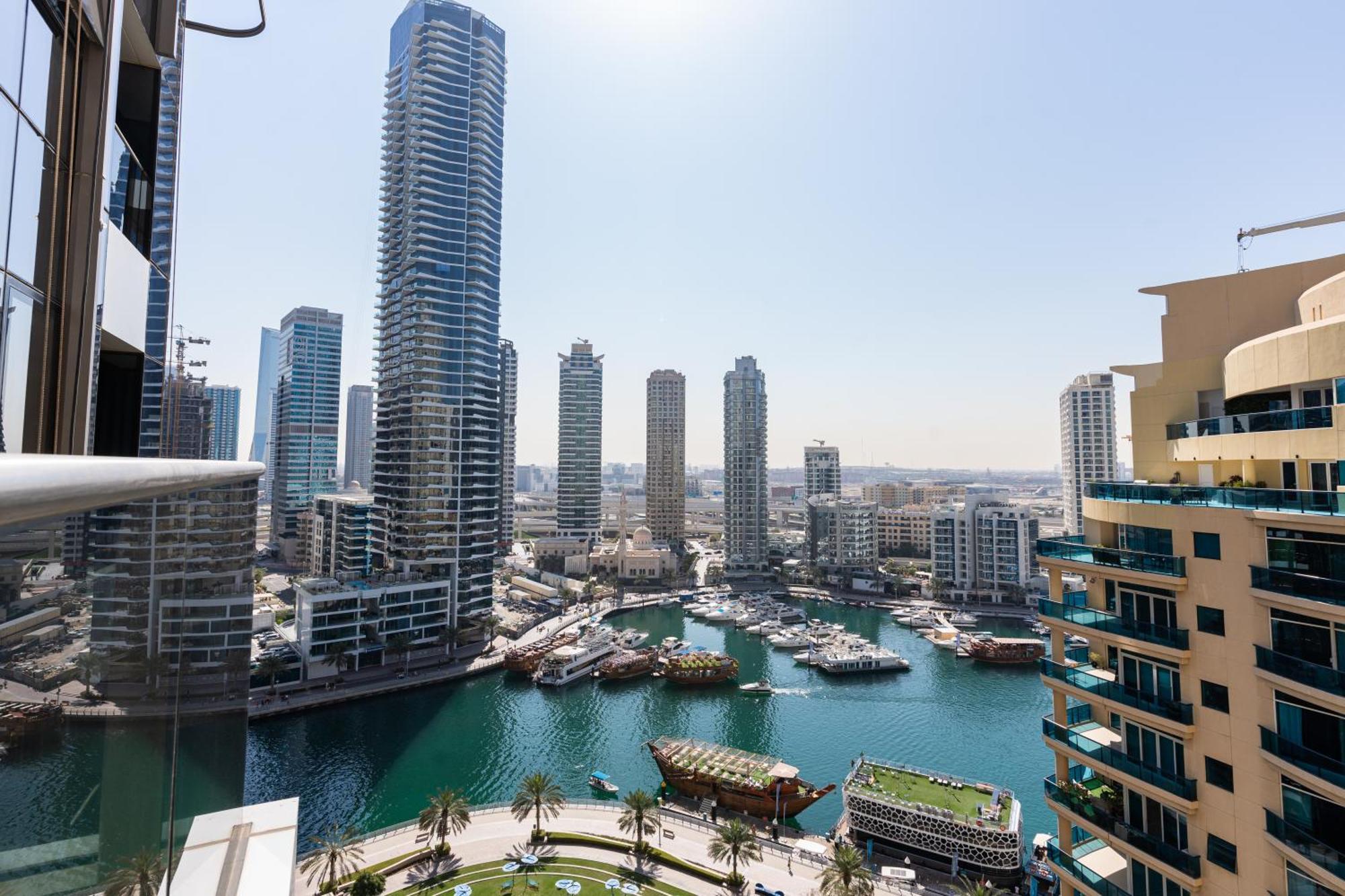 Dubaiashome - Luxury Special Apartemen