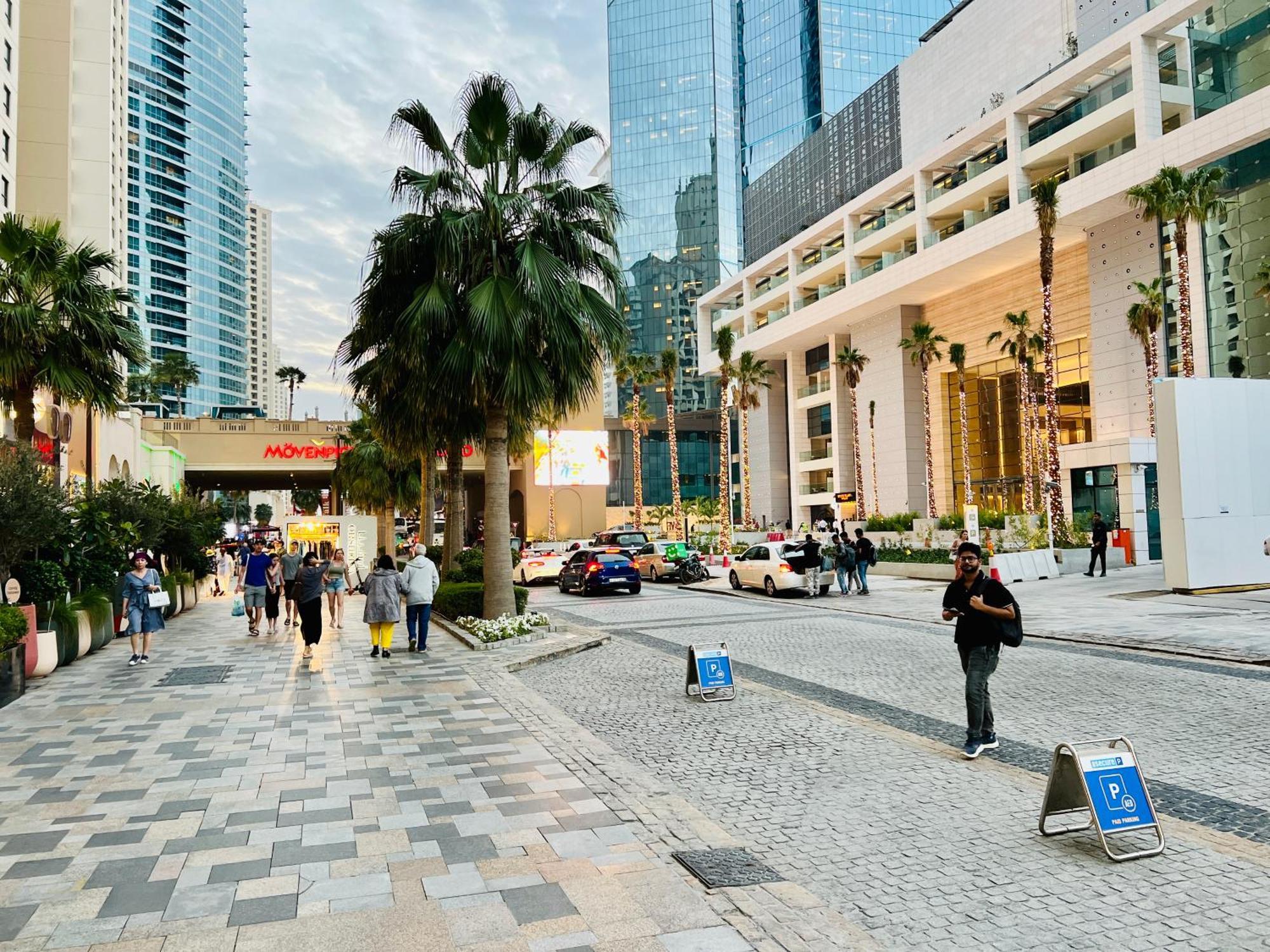 1 Bedroom Flat, Luxury Amenities, Opp & Club With Free Parking In Marina Dubai