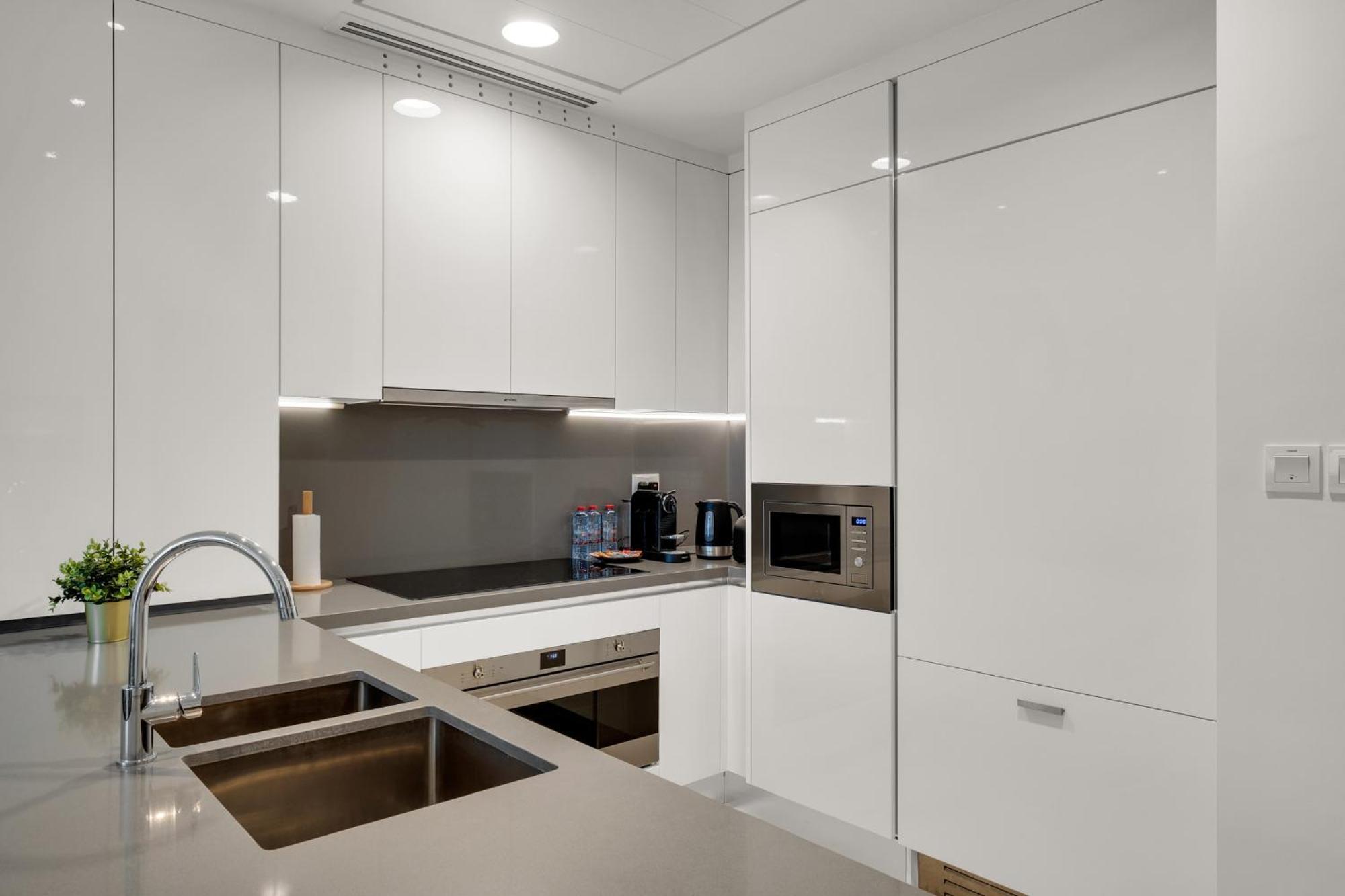 Canalfront - Location Up To 7 Guests Apartamento