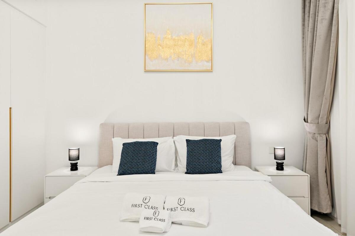 First Class 1br Luxury Beachfront In La Vie Appartement Dubaï