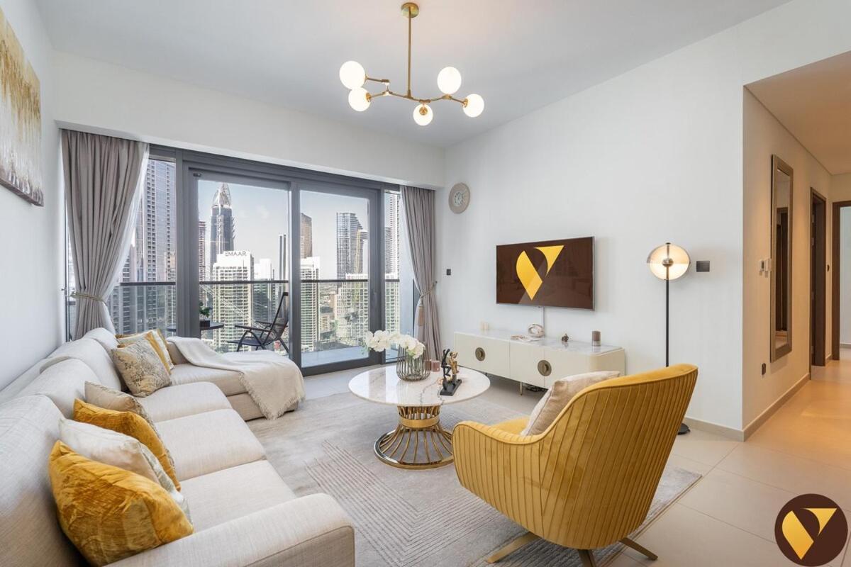 Vogue 30th Floor Skyline View With Balcony Near To Burj Khailfa And Mall, Act One By Emaar, Downtown Dubai, Sheikh Mohammed Bin Rashid Boulevard * Dubaï