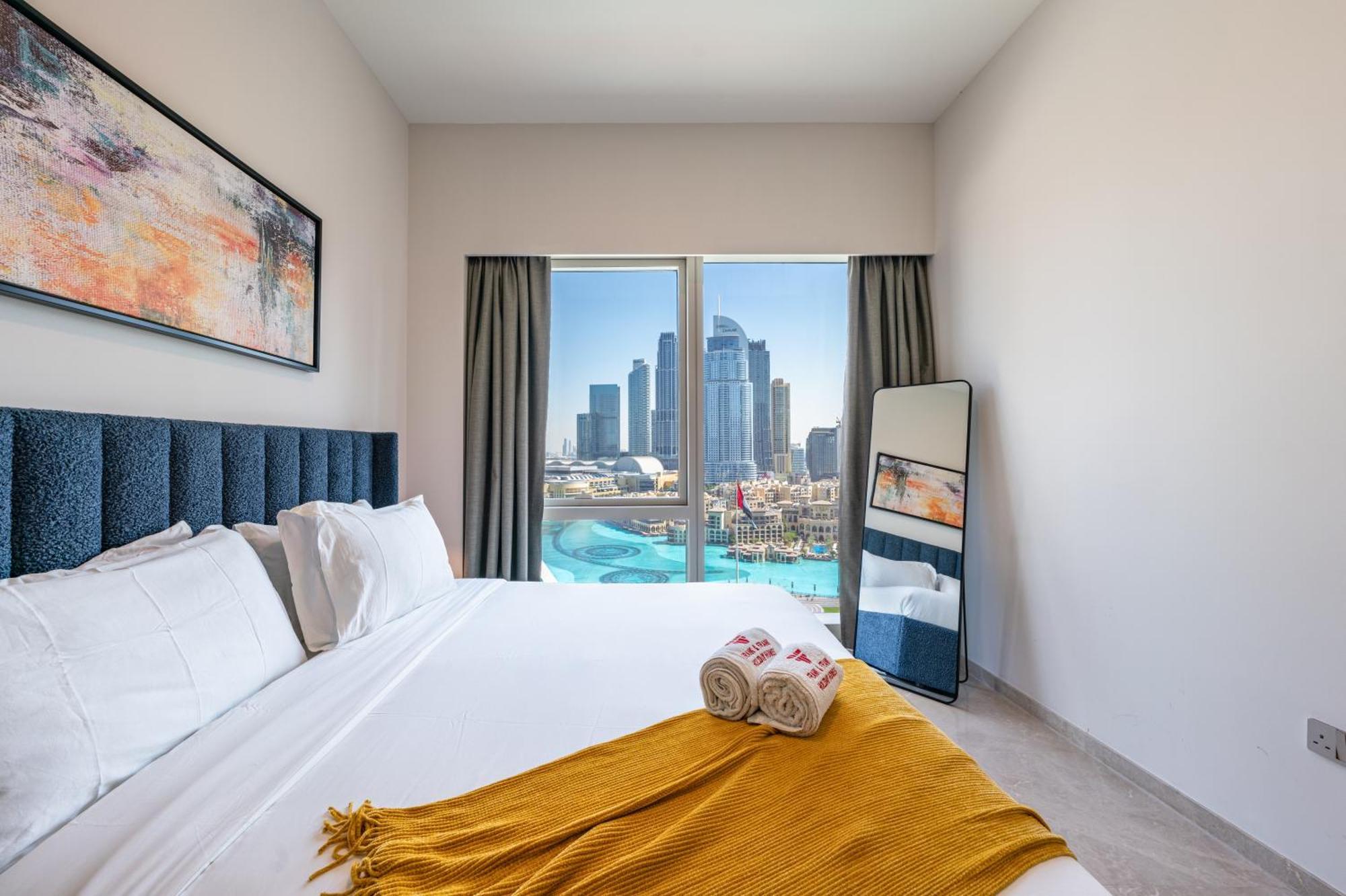 Skyline Majesty - Luxury Living With Full Burj Khalifa & Fountain Views - 1703 Apartamento Dubai
