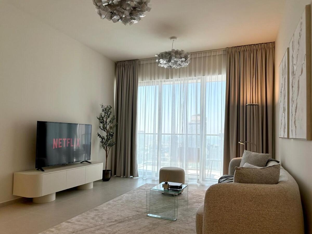 Dar Vacation -stylish And Modern 1bdr, Near Burj Khalifa * Dubai