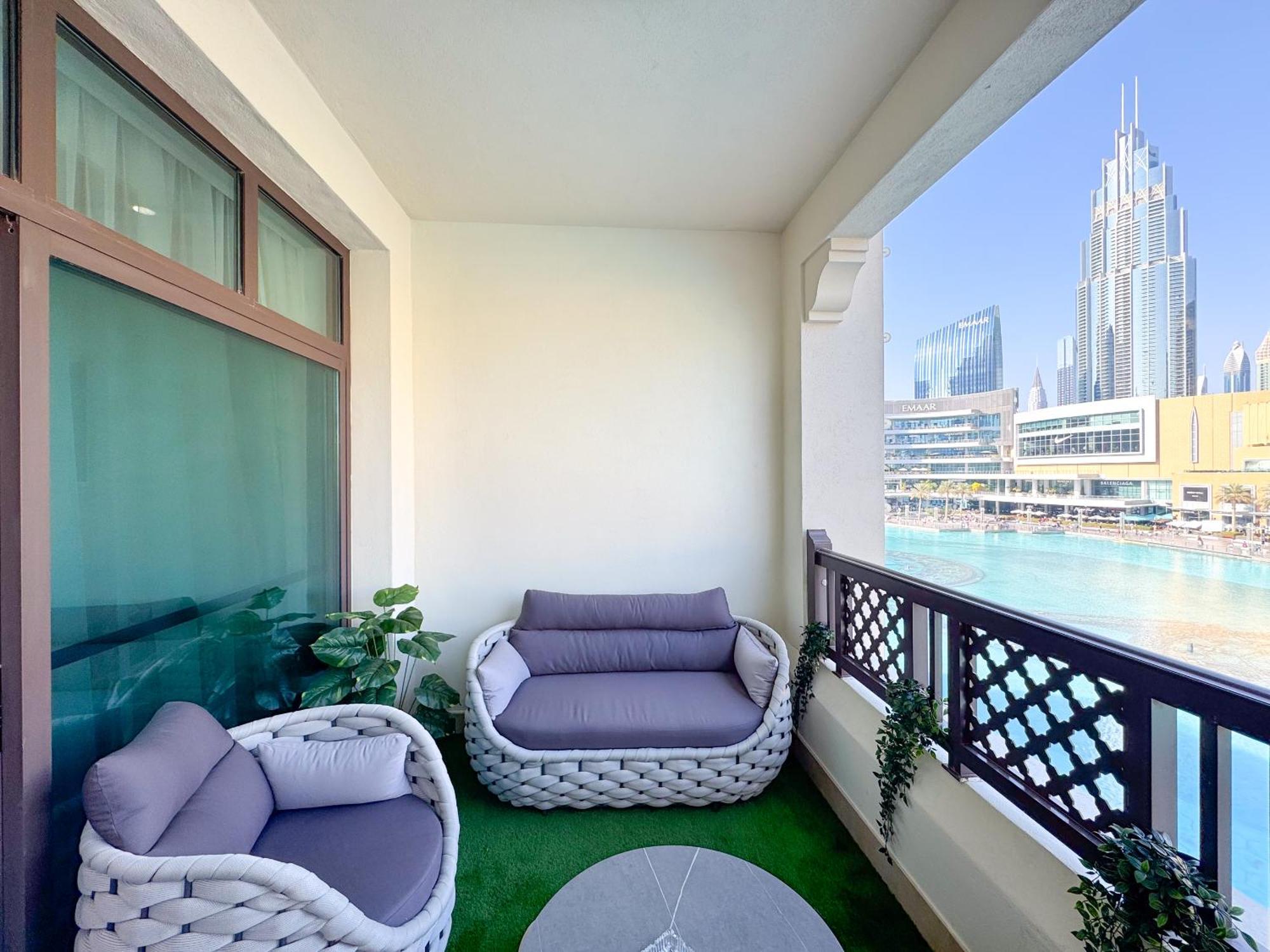 Appartement Luxurious 2 Bedroom With Mall Fountain View Facing Burj Khalifa *