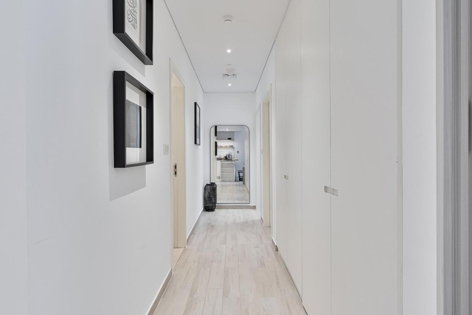 Stylish 1br With Gym, Pool & Private Parking Appartement