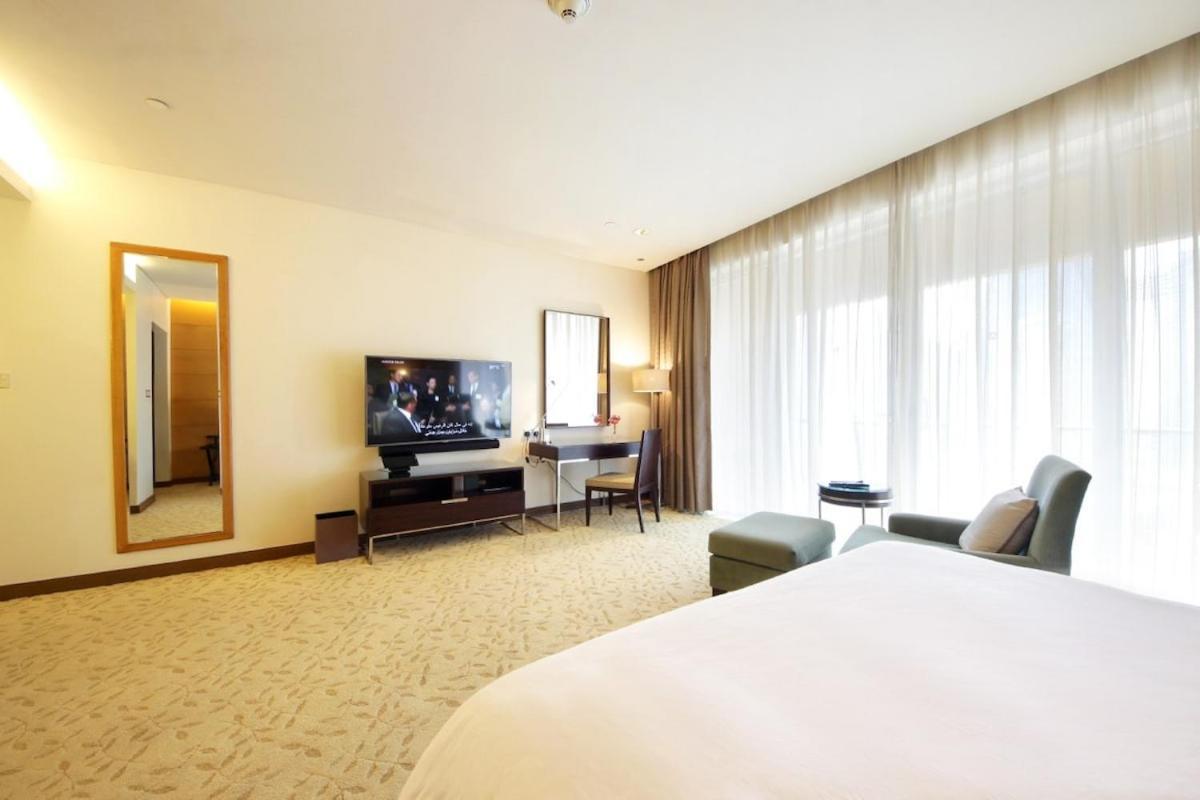 Partial Burjkhalifa View From Balcony In Mall-studio King Bed *