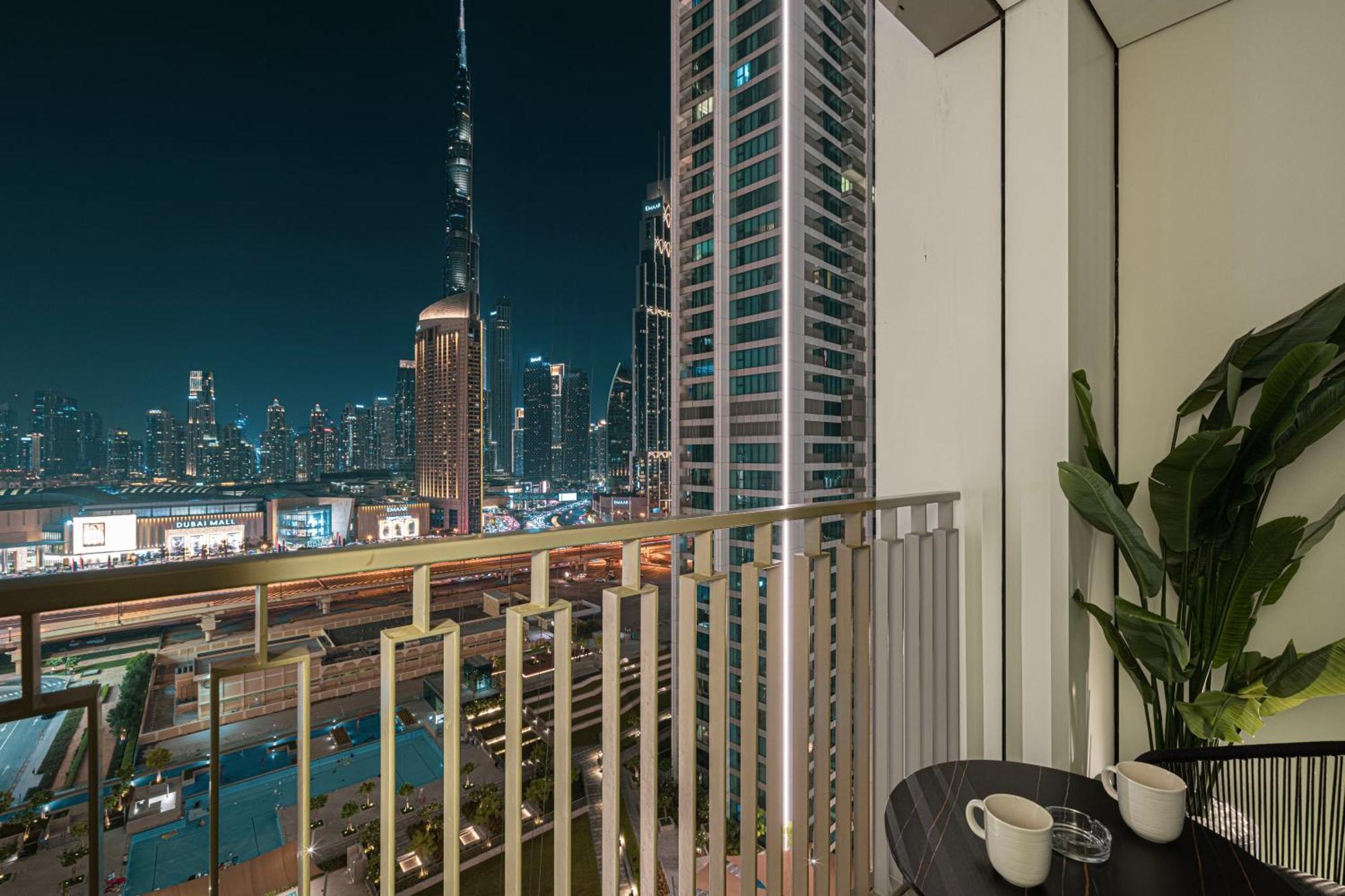 Amazing 2br Burj Khalifa View Steps Walk To Dubaimall Appartement *