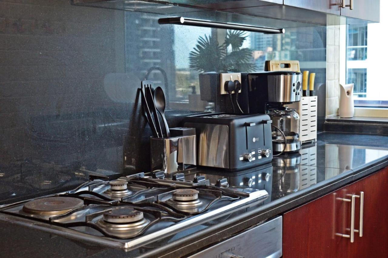 Appartement Stylish Marina View With Private Marina Walk Access *