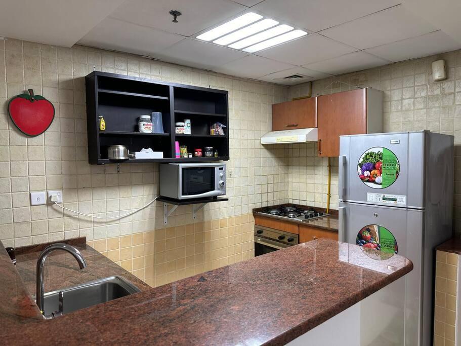 Appartement 1 B/r In Marina Price Dubaï