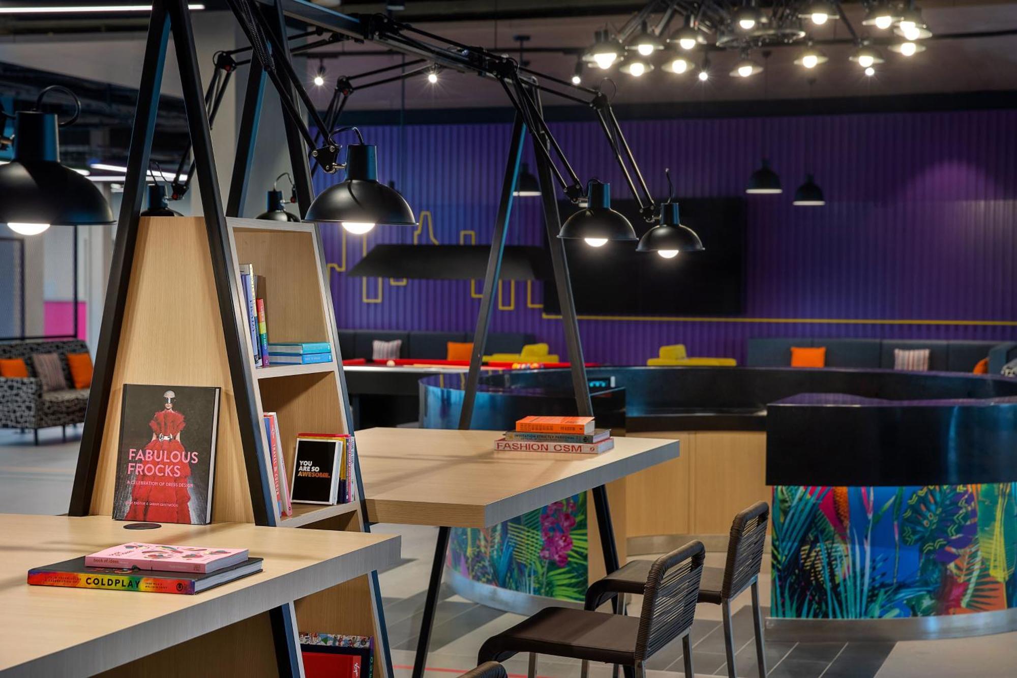 Aloft Airport 4* Dubai
