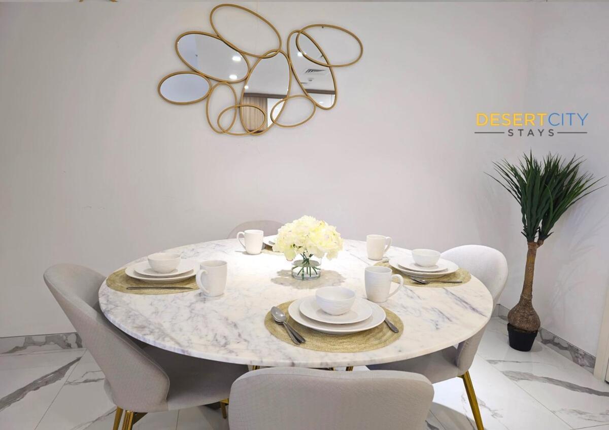 Chic 2 Bed In Hills, Hosted By Desert *