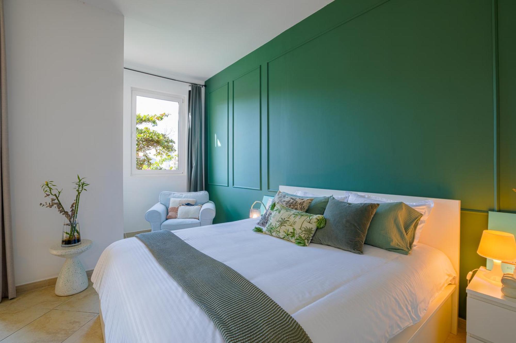 Spacious In A Oasis Appartement *