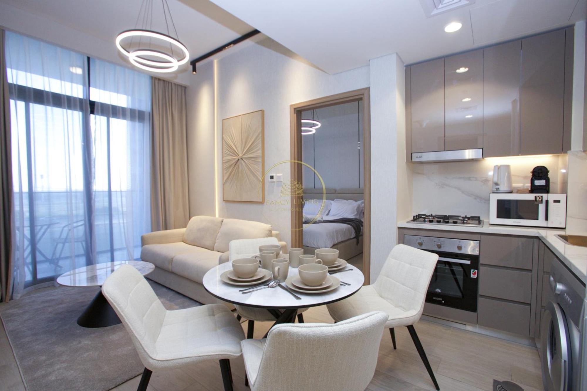 Standard 2bhk Located In Azizi Riviera 46 Appartement