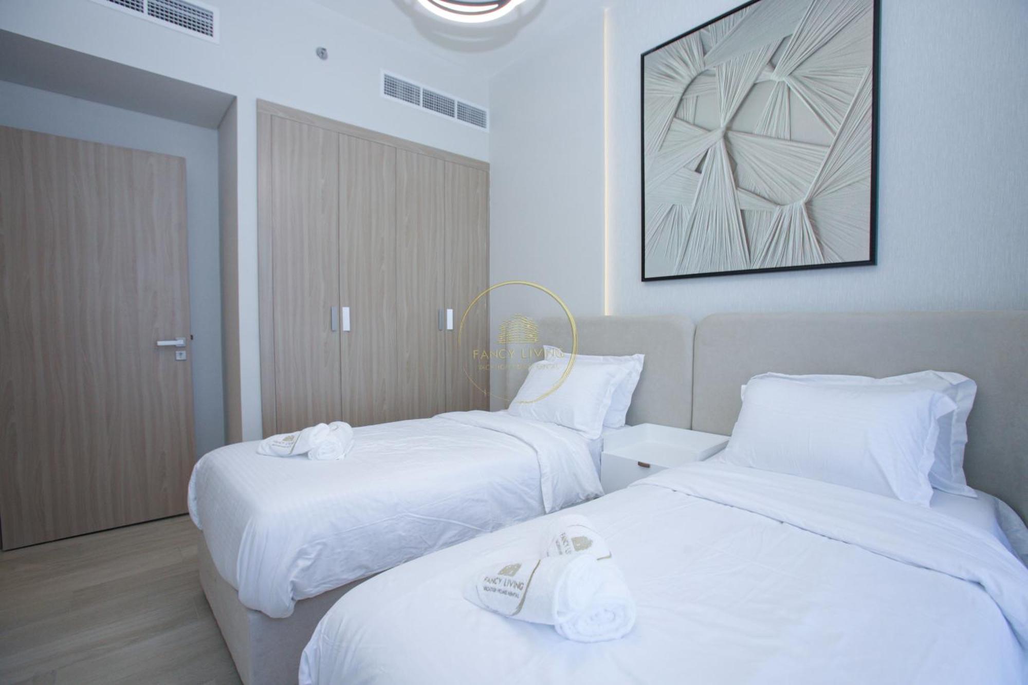 Appartement Standard 2bhk Located In Azizi Riviera 46 *