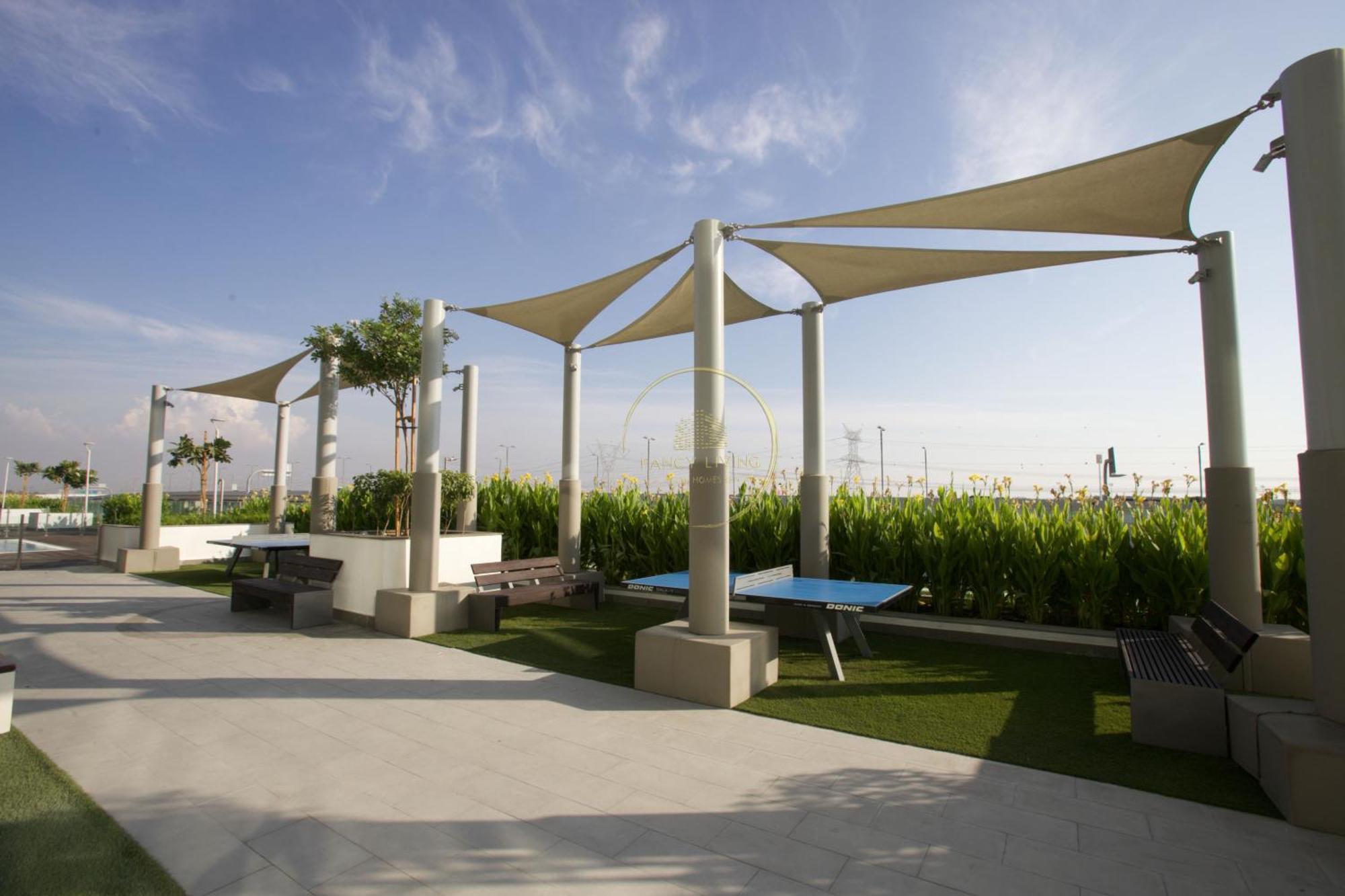 Standard 2bhk Located In Azizi Riviera 46 Appartement Dubaï