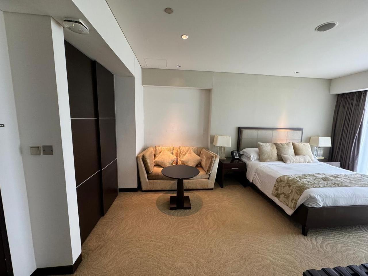 Appartement Stylish Retreat In Marina Prime Location & Stunning Views Dubaï