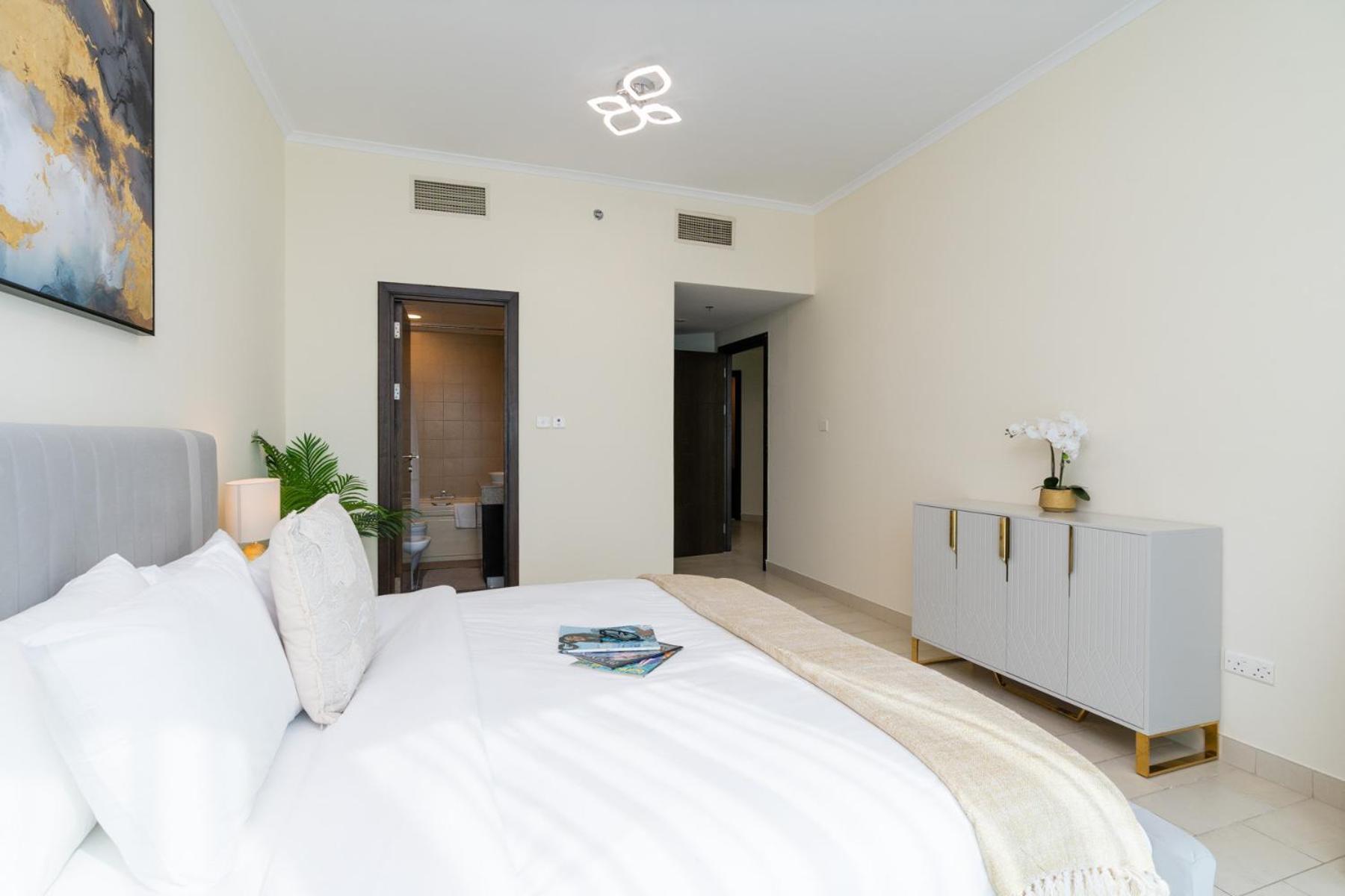 Classy Upgraded High Floor Prime Location * Dubái