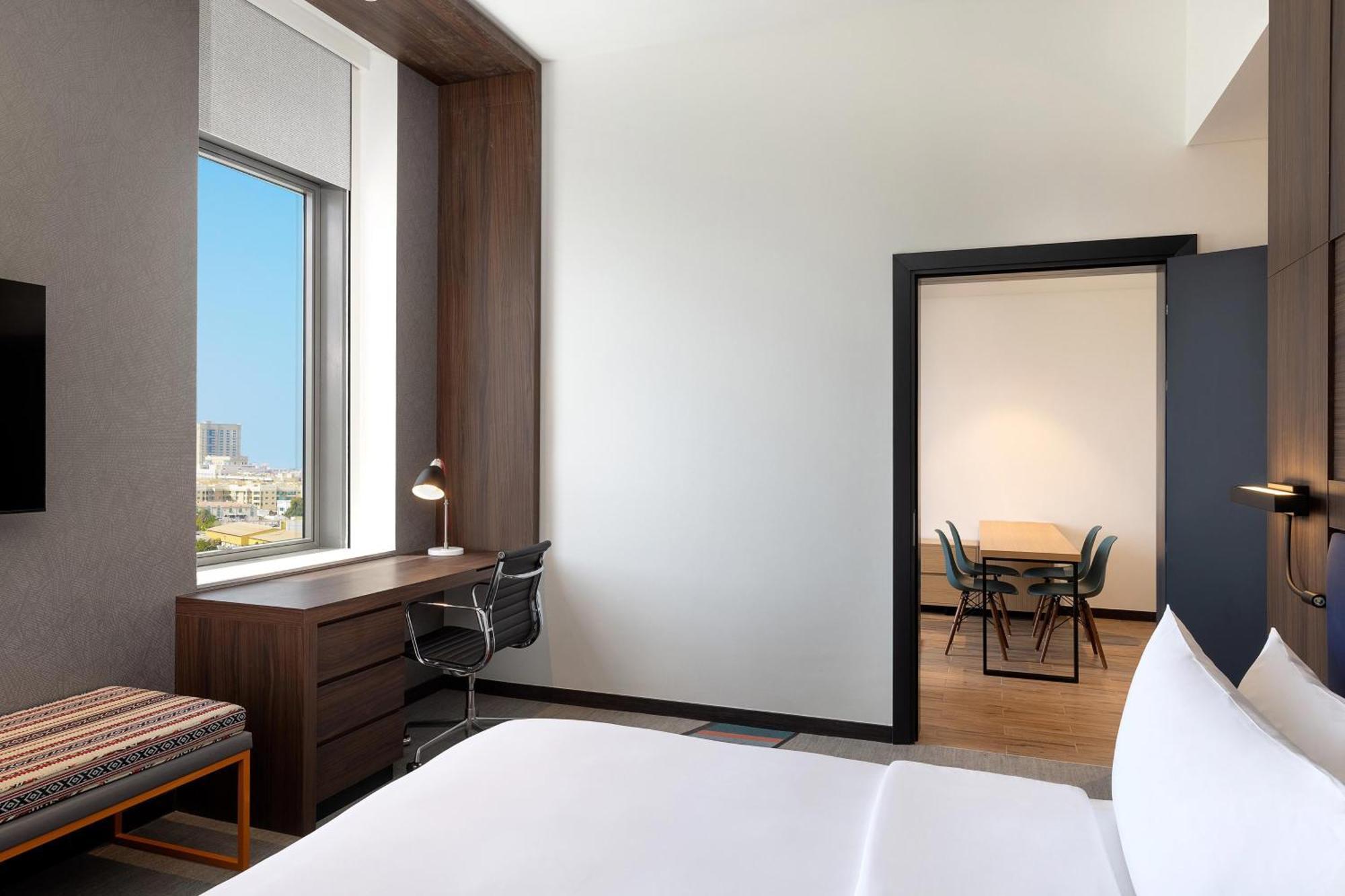 Hotel Aloft Al Mina, Jumeirah Dubái