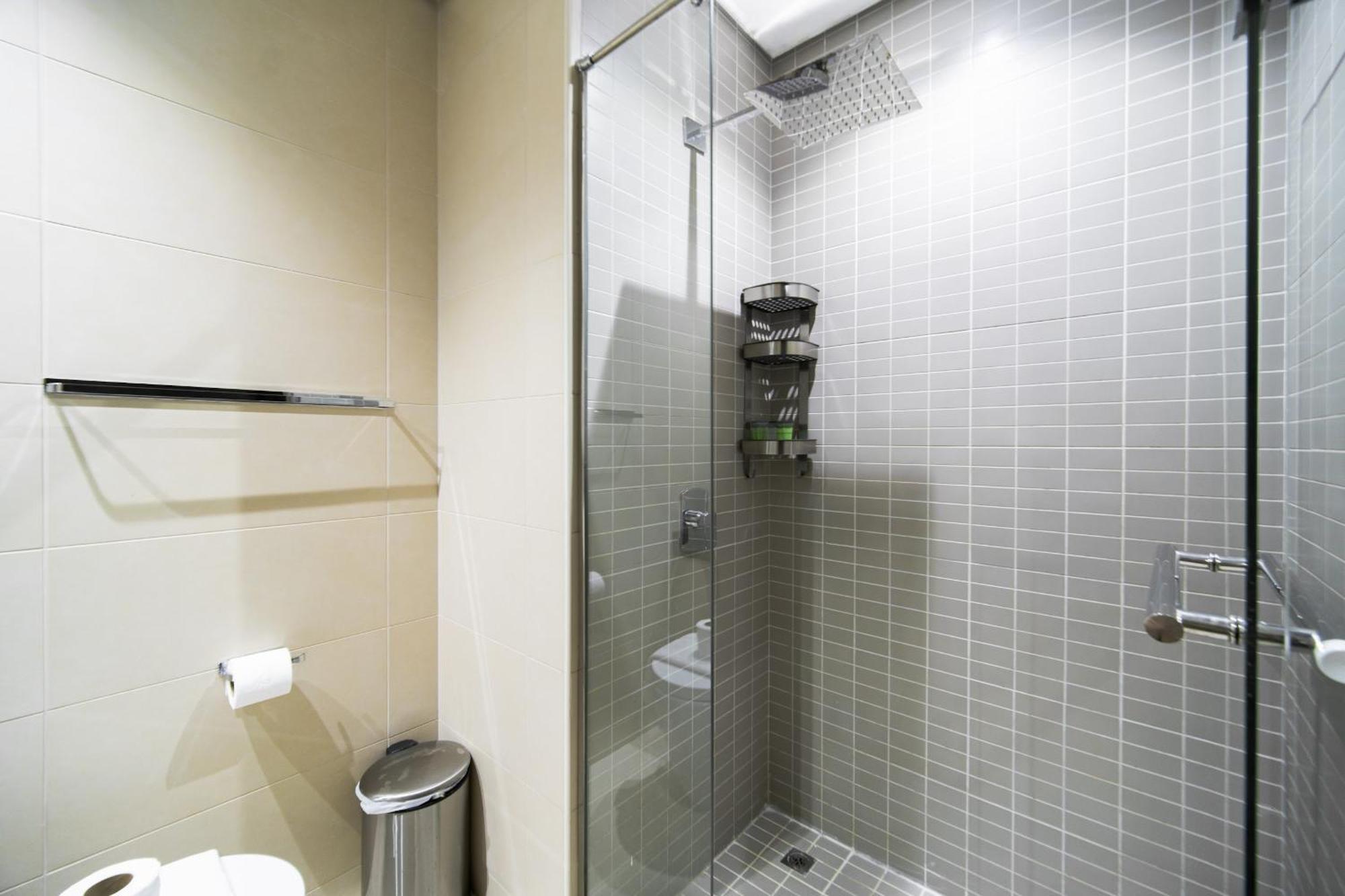 Apartamento Silverene Tower, 28th-floor Marina View, Walk To Dubai