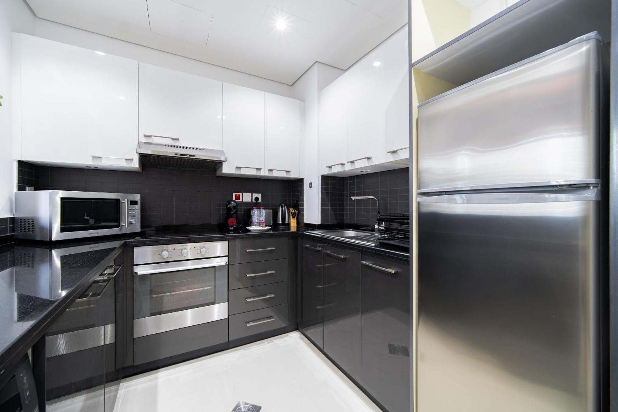 Silverene Tower, 28th-floor Marina View, Walk To Apartamento