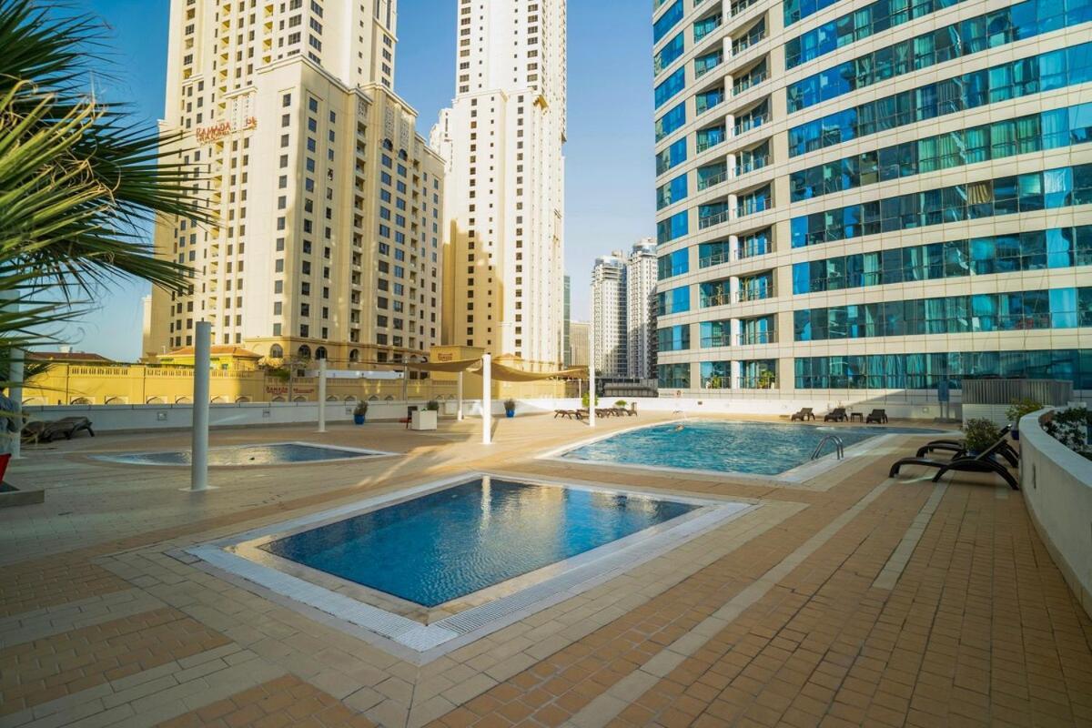 Appartement 13 - Comfy 2br Family With Breathtaking Waterfront View - Free Parking Dubaï