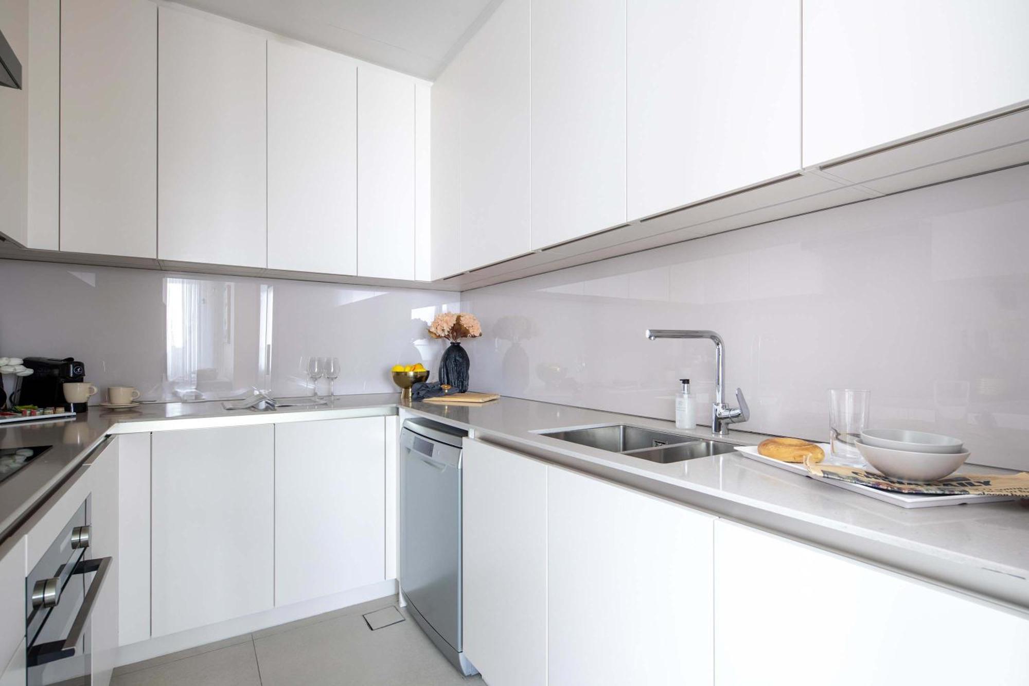 Frank Porter - The Address Jbr Appartement