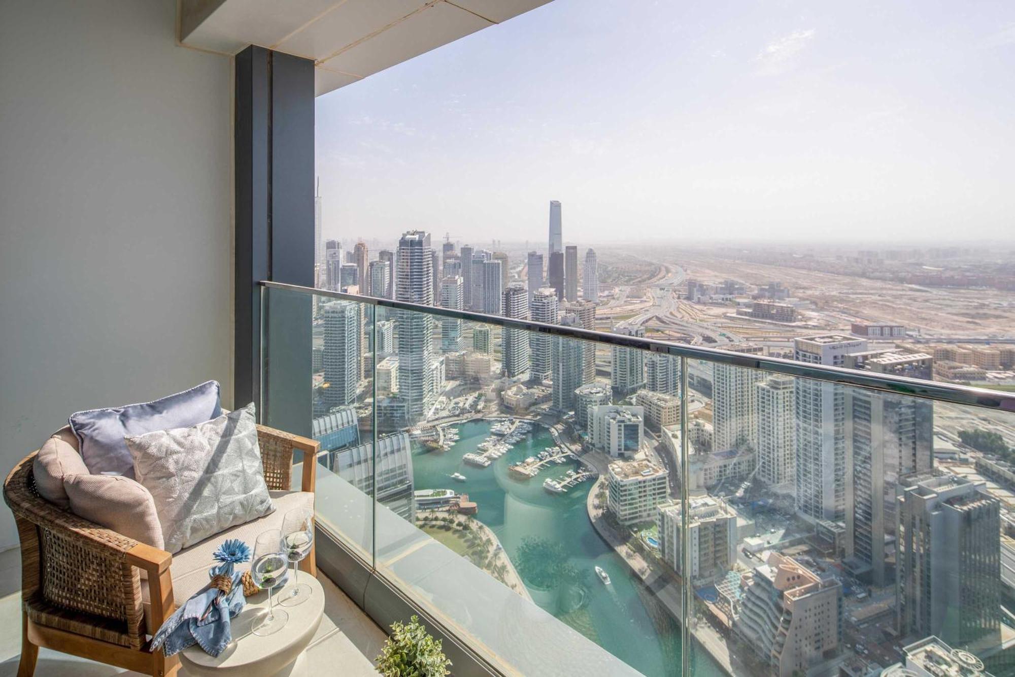 Frank Porter - The Address Jbr Appartement