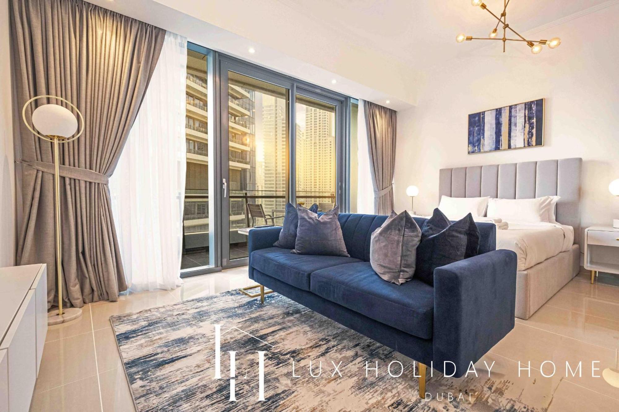 Lux The Silverene Marina View Apartment *