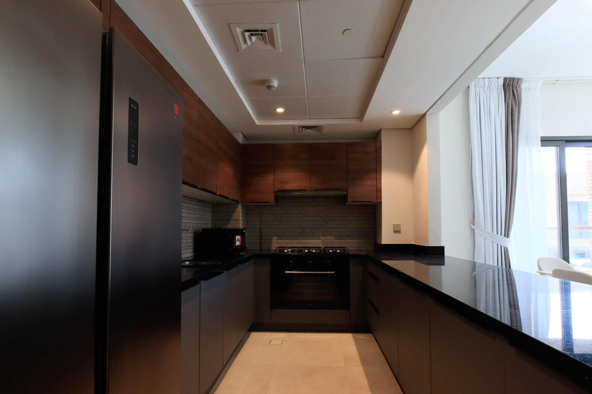 Bright And Spacious 2br With Maids In Eleganz Jvc * Dubai