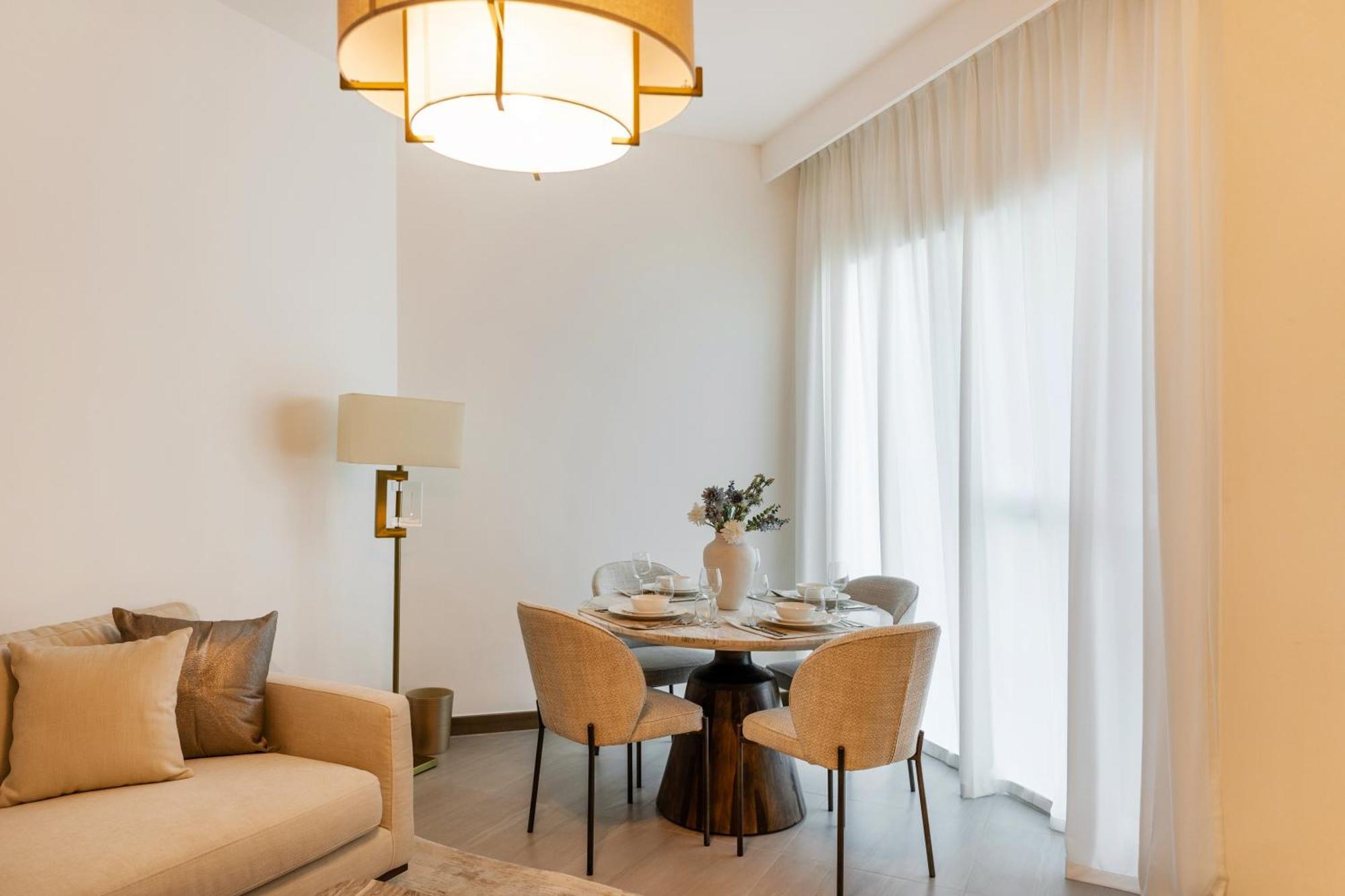 Appartement Fam Living Contemporary 2br Oasis Waterfront Comfort Close To Downtown *