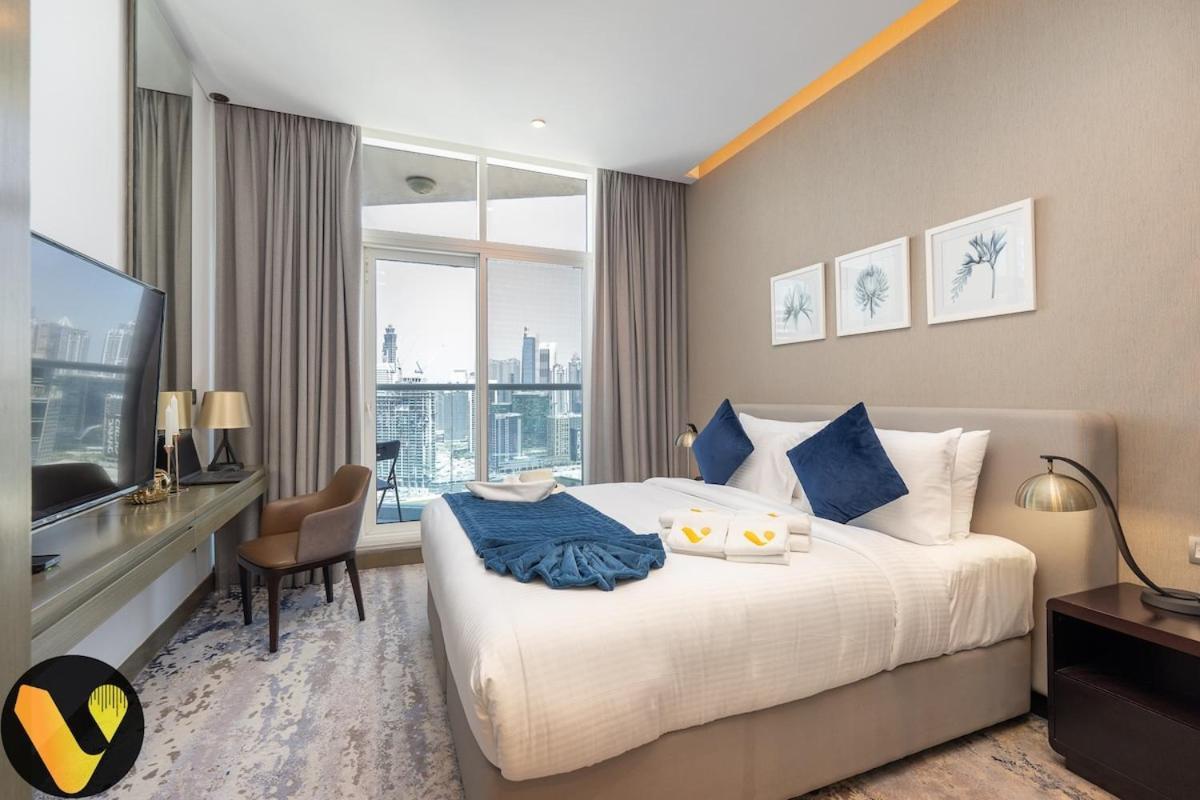 Vogue Damac Maison Prive 27th Floor With Balcony & Pool With Canal View Prime Business Bay Location, Steps From Downtown & Burj Khalifa