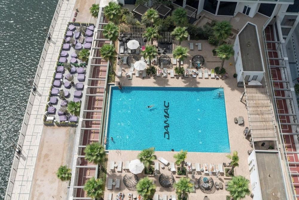 Vogue Damac Maison Prive 27th Floor With Balcony & Pool With Canal View Prime Business Bay Location, Steps From Downtown & Burj Khalifa Appartement